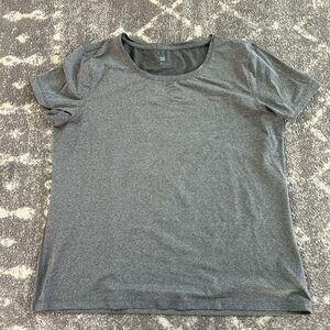 All in motion woman’s active tee size large